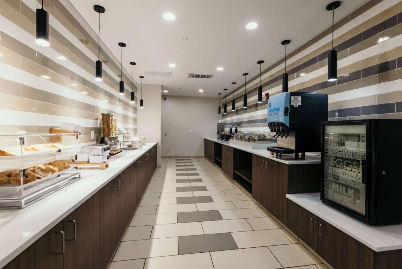 La Quinta Inn & Suites By Wyndham Ankeny Ia - Des Moines Ia Екстер'єр фото